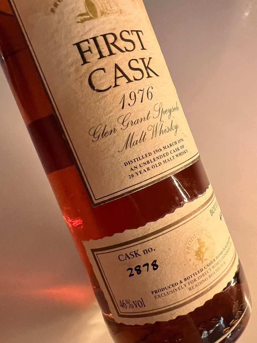 whiskyaura's tweet photo. 1976 Glen Grant.

静かに広がる余韻。
古き良きスペイサイドを、ぜひ一杯。

今夜もWhisky Auraでお待ちしております🥃 https://t.co/Ts3J2Dbs8l