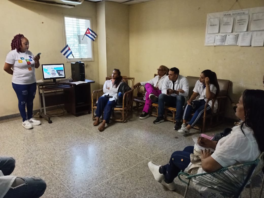CubaMir_Ven's tweet photo. En conjunto con los CDI Santa Cruz del Está y Seguro Social, se desarrollo seminario con nuestros colaboradores sobre las 176 transformaciones aprobadas por Cuba, compartiendo ideas y criterios para lograr alcanzar los objetivos propuestos.
#CubaPorLaVida
#100ConFidel https://t.co/zNx1QBUvq4