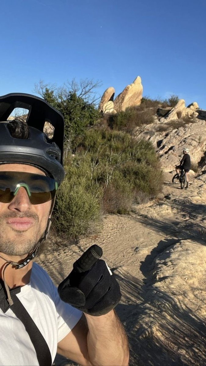 securedtayperez's tweet photo. 🔅come join me🚴🌵 https://t.co/LQNeJtW2LO