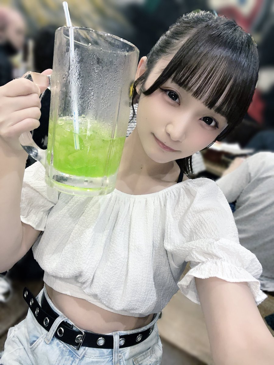 88139wta's tweet photo. おおきいお酒、のめます🍻
メロンサワー、無限‼️ https://t.co/WSQTxZwkL9
