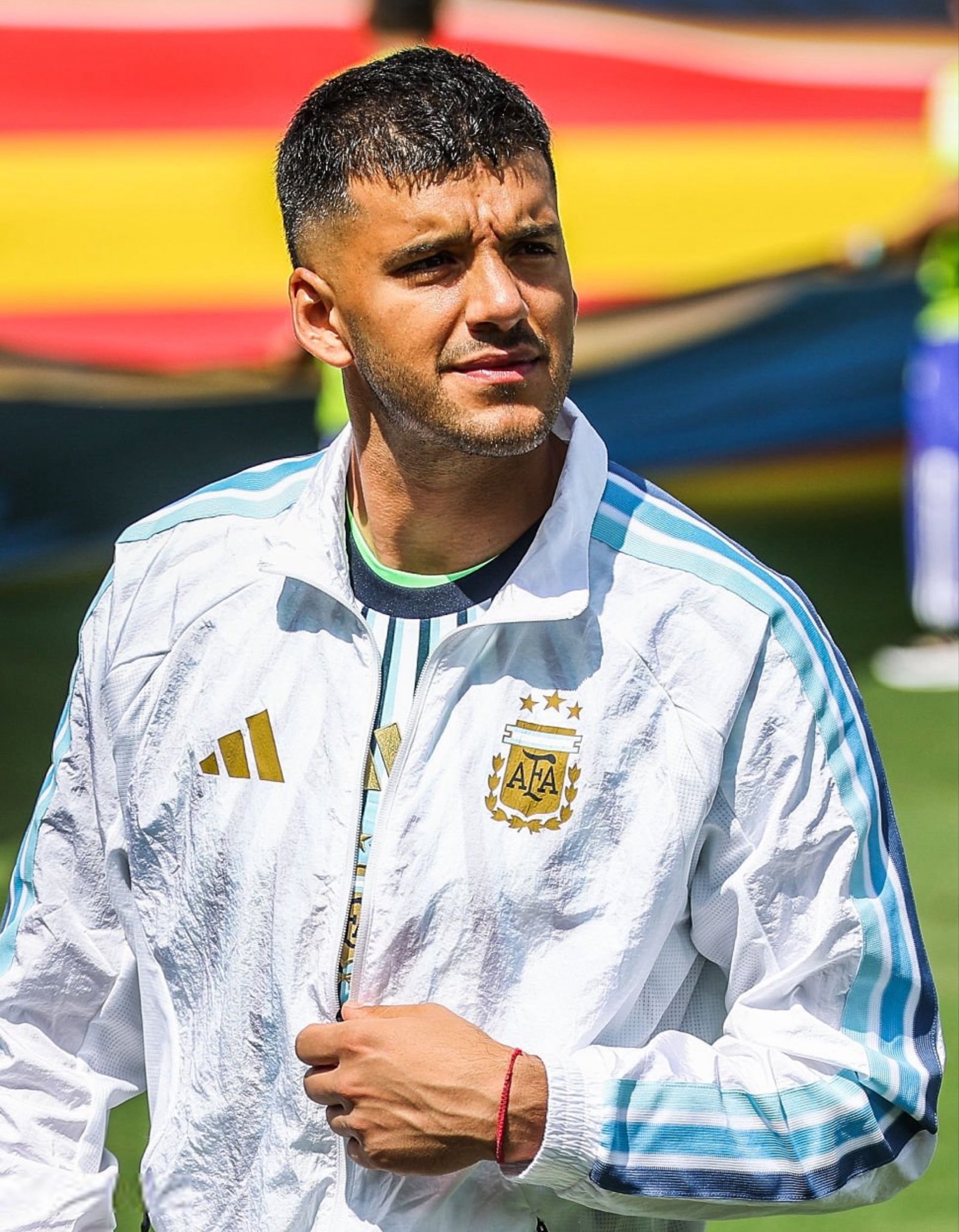 🚨 GERONIMO RULLI 🇦🇷 SE RAPPROCHE DE MANCHESTER CITY ! 🩵

Les discussio...