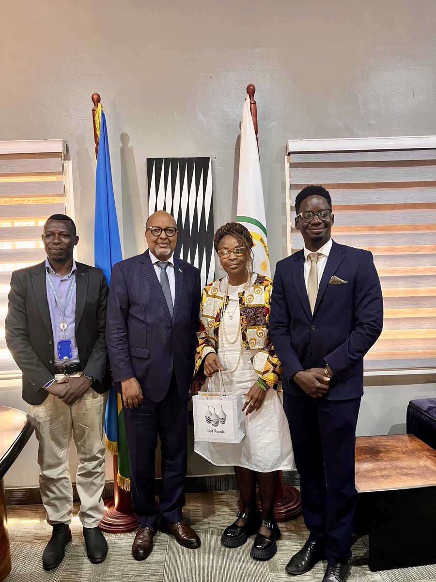 RwandainUganda's tweet photo. Today, Ms. Wanda Karia, the new Country Director of World Food Programme in Uganda, paid a courtesy visit to the Rwanda High Commission to Uganda. She was received by H.E @jrutabana. https://t.co/3K8AW5wfYO