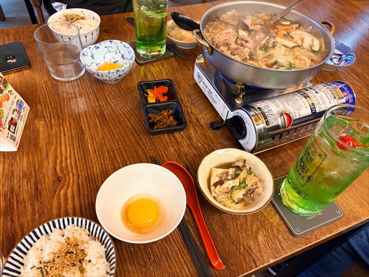 Sinus_Iridum's tweet photo. 나베는 항상 옳다 https://t.co/ItSdQn5amq