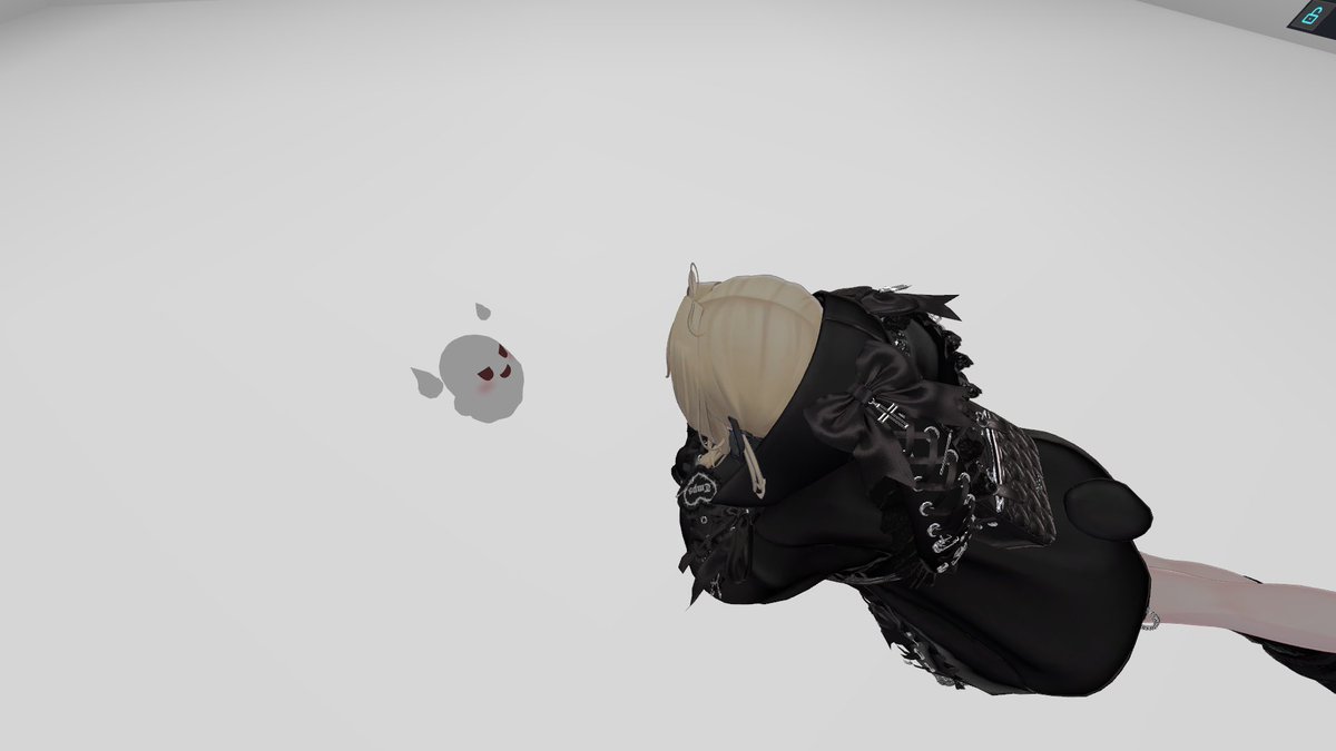 usa_0607's tweet photo. VRchatを始めてから初めてフレンドになったフレンドさんとひさしぶりに遊びました
うささんVRchatに染まったねと言われました https://t.co/obhgV6liAe