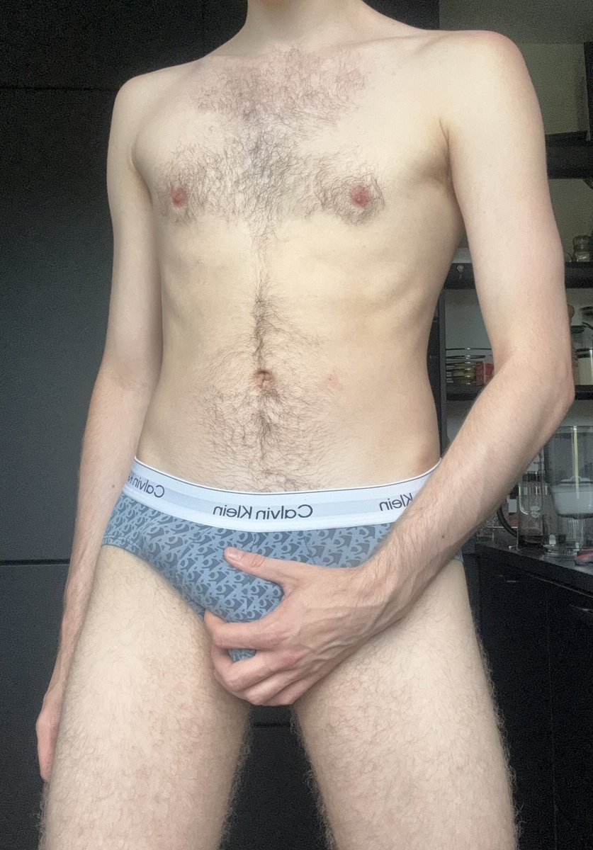 pony_boy4y's tweet photo. Hey, it's Ponyboy! 🐴
I'm starting something new with fem aesthetics, anonymity, body hair and hot content. If you're into soft vibes and an androgynous aesthetic, stick around. ✨ https://t.co/zfLmkXFMMF