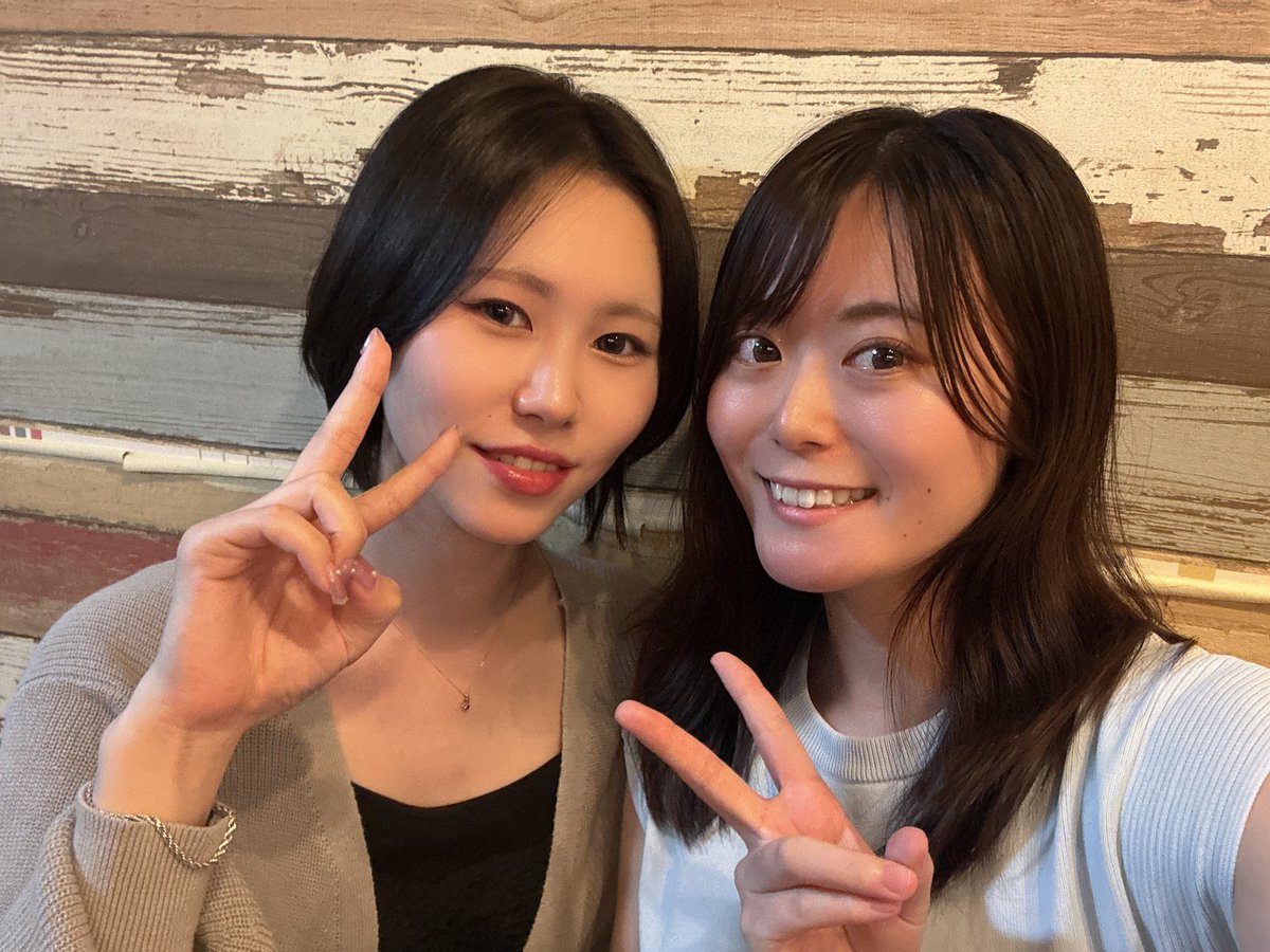 chitoserena's tweet photo. #エビングハウス2026 稽古でした！
気がついたら本番まで2週間切っててびっくり、合同稽古も多くてあゆほにいっぱい相談してる、ありがとう☺️

土日のお席は残りわずか！
まだまだご予約受付中です！
ぜひスケジュール合うよって方は観に来てください！

千歳はBチーム！
https://t.co/OtALYZ3vCA https://t.co/0NpOyI5ygR