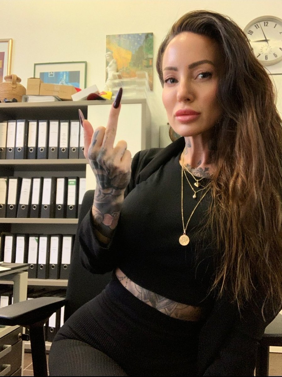 NastyaDevil_'s tweet photo. What would you do if I were your Boss and tell you to come to my Office!? 

#loser #Boss #slave #paypig 

@rt_domm @CuriousFindomme @rt_feetdom @nastyasmoney @alphacouple_7 https://t.co/J81QlVzMoG