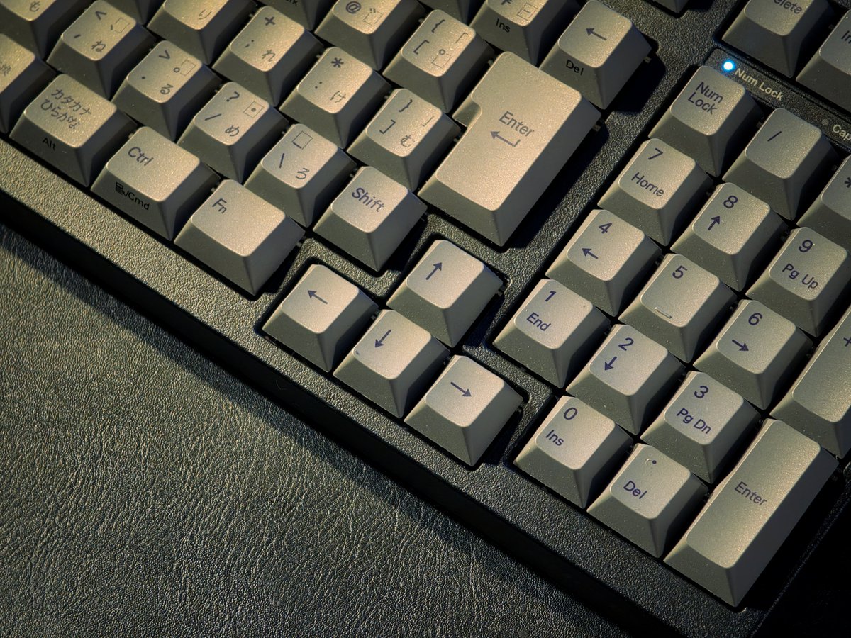 siestavrc's tweet photo. たまには気分を変えて変わったキーボー��を使うのもいい��ね
ARCHISS Maestro 2S (アーキス マエストロ ツーエス)
#アーキス
#ARCHISS https://t.co/WkajK2pLVk
