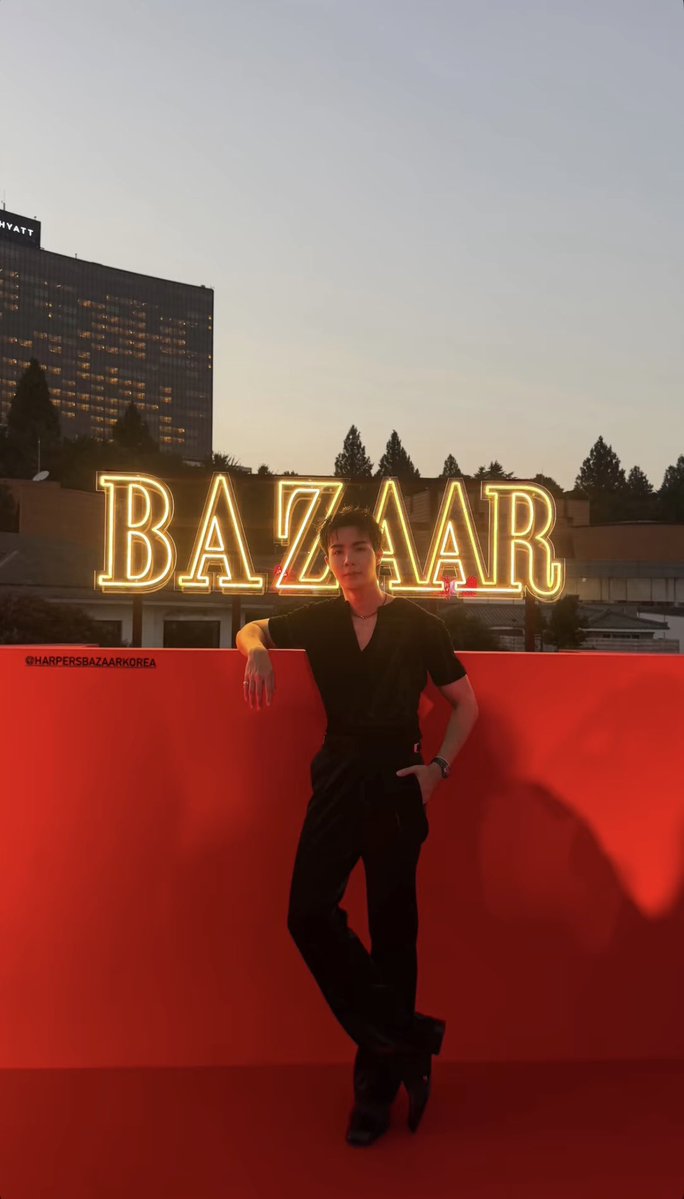 pinkyhugx's tweet photo. อหห พี่ซีหล่อมากกก เกาหลีเสิร์ฟฟฟฟฟฟ

#ZeePruk
#SUPERSUNxBAZAARKR https://t.co/kcvCJ0NNbw