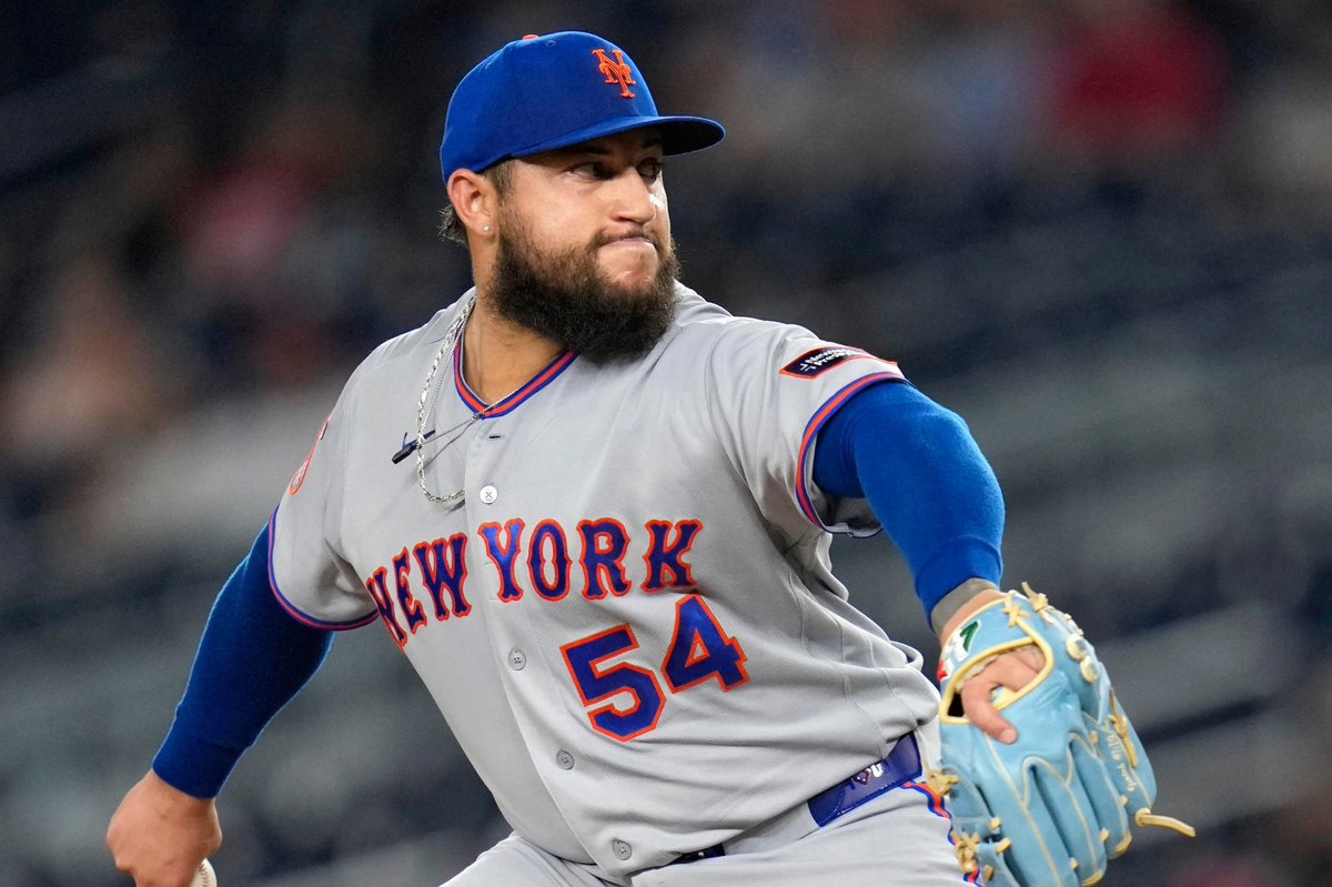 LeverageReport1's tweet photo. 🏆8/5 MVR: Daniel Duarte

The box score:

1 IP
1 BB
0 K

The true impact:

Duarte pitched the 10th inning after the NYM took a 1 run lead on the road. Despite 1 BB, he was able to strand both the tying and winning runs on to secure the win. 

WPA: +.44
gmLI: 4.36
#LGM https://t.co/qd6sTzkbxG