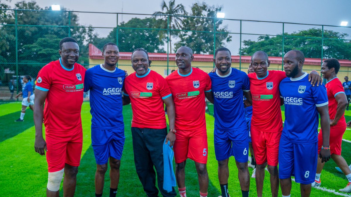 LagMiniFootball's tweet photo. The cheer was loud - Electrifying moments in Agege as the community witness exciting MiniFootball. 

#LagosMiniFootballLeague #MiniFootballAgege https://t.co/KmmwXUjJ94