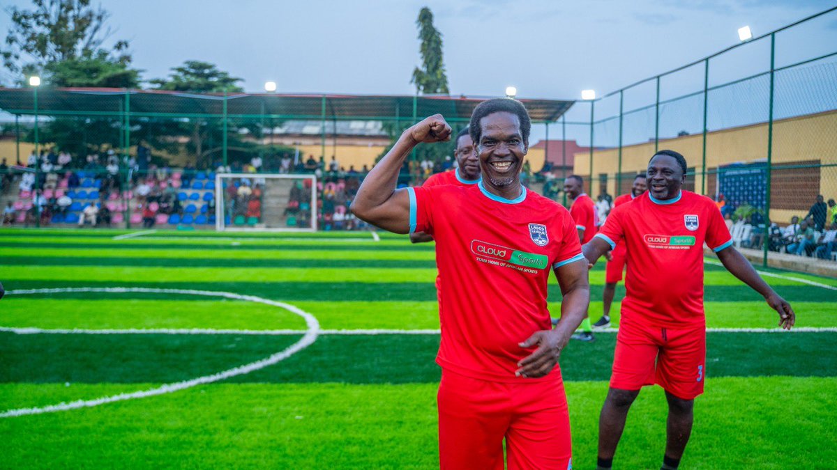 LagMiniFootball's tweet photo. The cheer was loud - Electrifying moments in Agege as the community witness exciting MiniFootball. 

#LagosMiniFootballLeague #MiniFootballAgege https://t.co/KmmwXUjJ94
