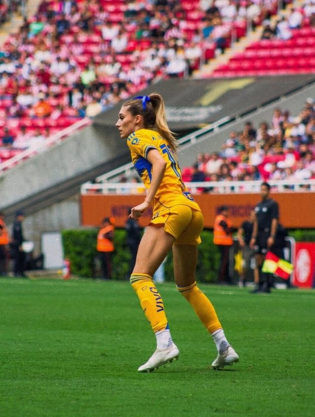 LigaMXZorras's tweet photo. Tatiana Flores https://t.co/R9GBaPs66R