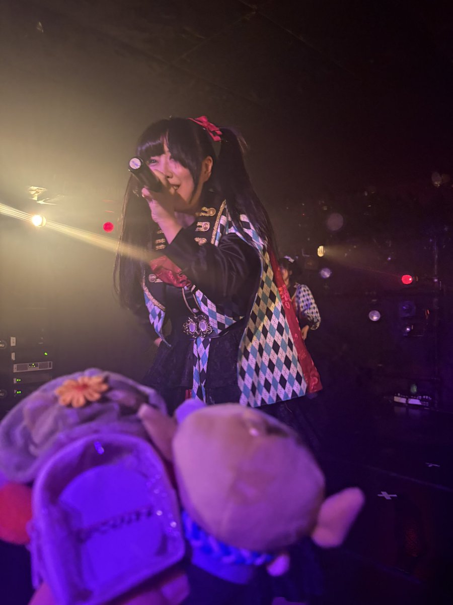 YamadaMarie's tweet photo. 今日もネイロちゃん最高でした♡
歌はかっこいいし、喋ると可愛いし♡
覚えててくれると嬉しいし自分の呟きの話とかしてくれると「キュン♡」が止まらなくなる…さすがよ…

#ネイロ羅刹会 https://t.co/HCkJEdh5mZ