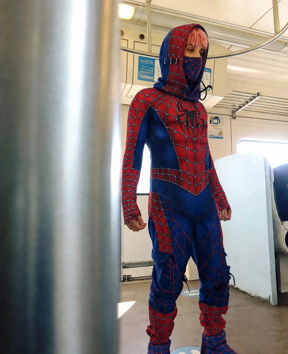 shokitw's tweet photo. #SpideyTracker  @SpideyTracker @SonyPictures @SpiderManMovie #SonyPictures #spiderManMovie Location: Position (RA): 5 38 42.61
Position (Dec): -69° 6' 3.89" or . Direcctión:  Paroissien 3872, C1430CCF Cdad. Autónoma de Buenos Aires https://t.co/H05dbvkWlg