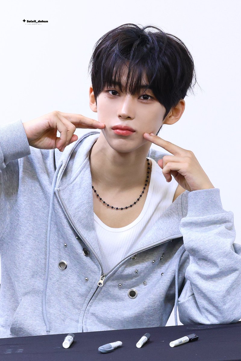 Soleil_dohun's tweet photo. 260806
 
#김도훈 #idntt #아이덴티티  
#도훈 #Dohun #アイデンティティ https://t.co/opsmgkqB1x