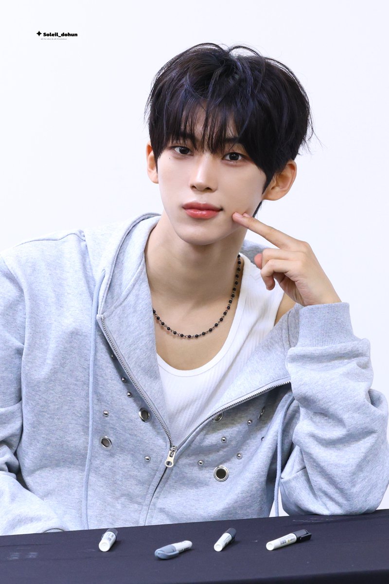 Soleil_dohun's tweet photo. 260806
 
#김도훈 #idntt #아이덴티티  
#도훈 #Dohun #アイデンティティ https://t.co/opsmgkqB1x