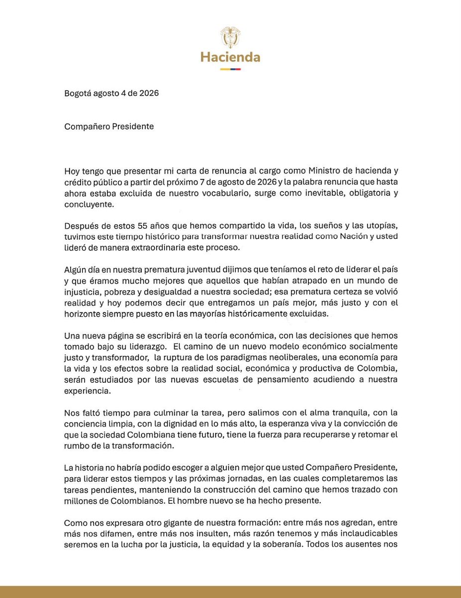 simonmolinag's tweet photo. “Entregamos un país mejor”. Lo dice el ministro que se va sin explicar el desastroso manejo de las finanzas del país, deja un gran hueco fiscal, rompieron la regla fiscal y se va sin dar la cara ante el Congreso. 

La autoevaluación es gratis, El costo real del desastre lo vamos a pagar los Colombianos. 

Germán Ávila sale por la puerta de atrás, sin dar la cara, sin rendir cuentas y sin responder por las cifras que deja. 

Un desastre, al igual que todo en el gobierno Petro
