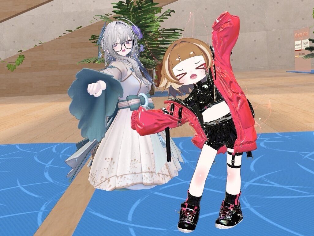 VR_Bucho's tweet photo. 20:20からスクワット!
20:30から木曜有酸素メニューということで、ダンス&ボクササイズでした!
室温設定下げても汗だくやばい、、
ほんとVRCじゃないと途中で挫けて完走絶対できないやつでしたー
#VRchat #毎日運動部 #VRMacho https://t.co/eJxxwjG0BF