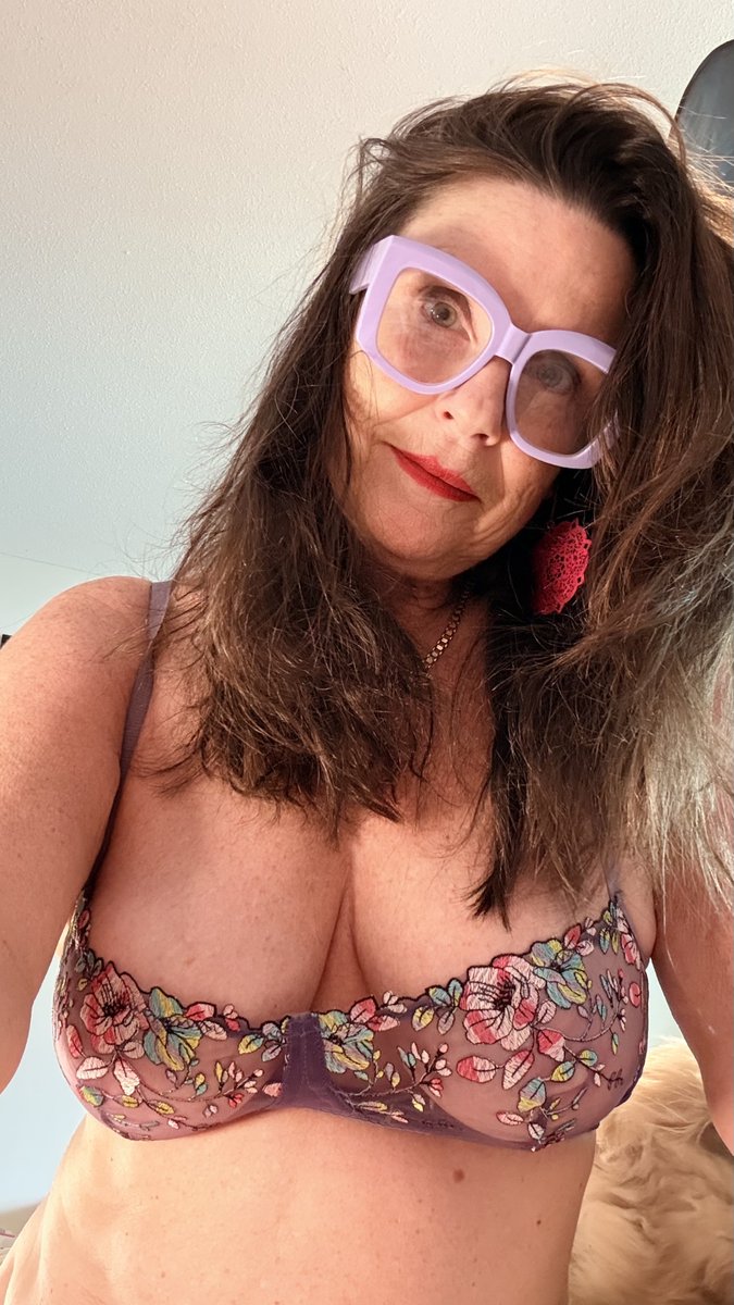 SusanScott42827's tweet photo. One word for this?😉 https://t.co/SZrM4mzP6S