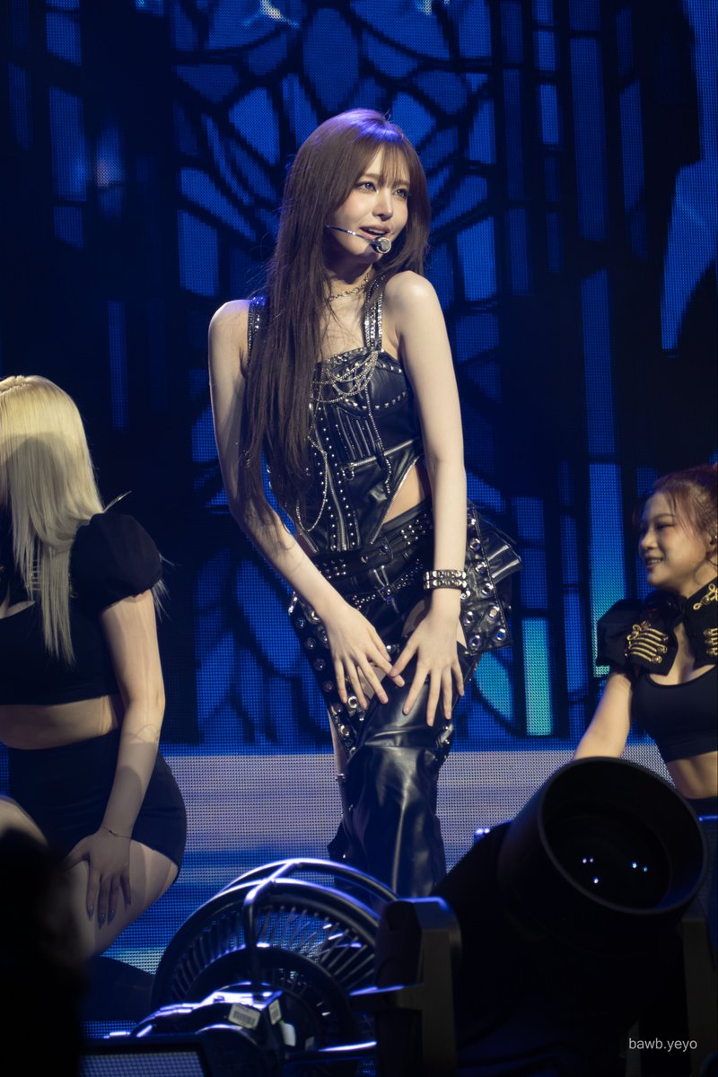 bawb_yeyo's tweet photo. 260725 - IVE “SHOW WHAT I AM” World Tour Newark

#LIZ #IVE #리즈 https://t.co/AduvXf7Y7n