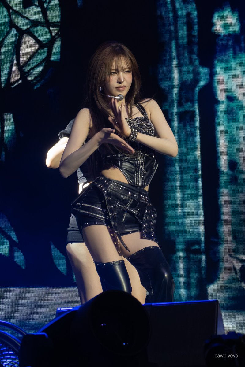 bawb_yeyo's tweet photo. 260725 - IVE “SHOW WHAT I AM” World Tour Newark

#LIZ #IVE #리즈 https://t.co/AduvXf7Y7n