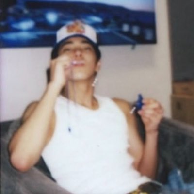 pq17k's tweet photo. #NewProfilePic https://t.co/PGGaGPp5ZE