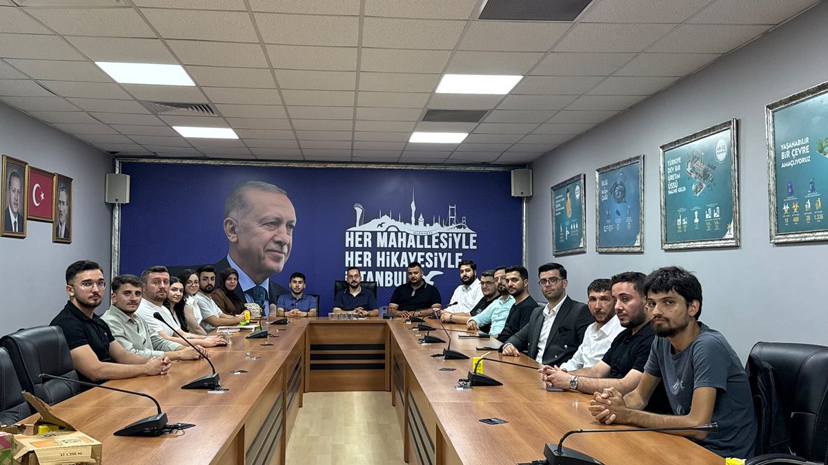 Akgenckcekmece1's tweet photo. İlçe Gençlik Kolları Başkanımız Ozan Bekir Yıldız'ın başkanlığında, İl Gençlik Kolları Yönetim Kurulu Üyemiz Muhammed Doğan Gürcan'ın katılımıyla İlçe Yönetim Kurulu toplantımızı gerçekleştirdik.

Toplantımız hayırlara vesile olsun. https://t.co/I8QHer7Dxe