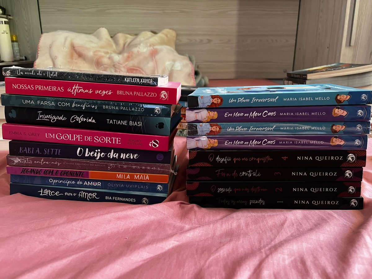 thaybooked's tweet photo. 🚨 VENDA URGENTE 🚨

Estou me desapegando de alguns livros e mangás

Informações e fotos abaixo 👇 https://t.co/foyd4VPzag