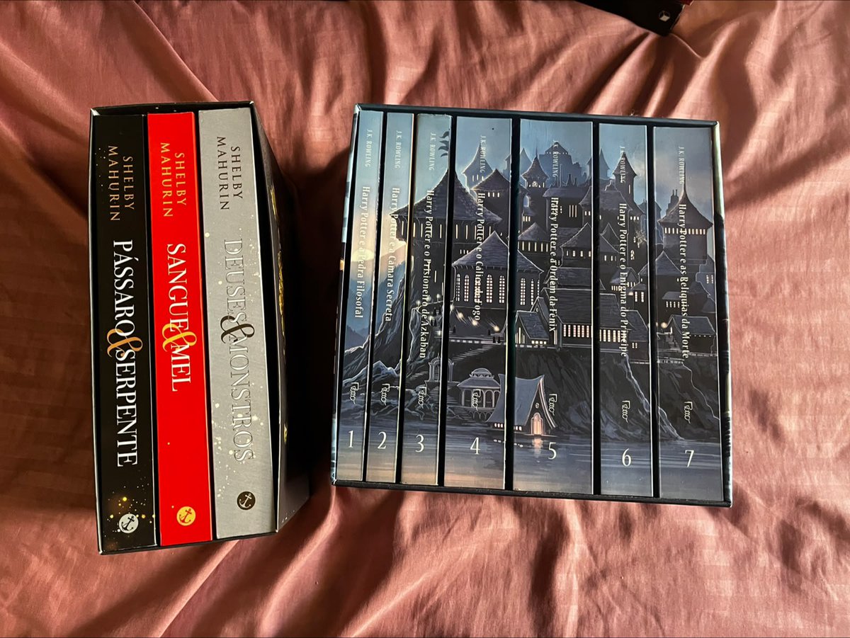 thaybooked's tweet photo. 🚨 VENDA URGENTE 🚨

Estou me desapegando de alguns livros e mangás

Informações e fotos abaixo 👇 https://t.co/foyd4VPzag