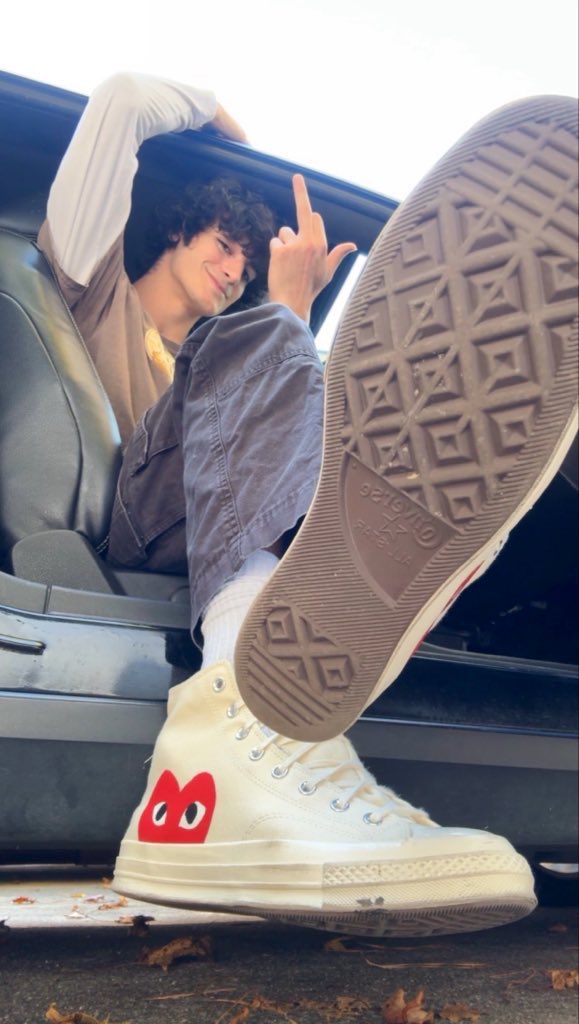MasterSlaterX's tweet photo. Below my feet your favorite place 🤣 https://t.co/uOP2sNYfjZ