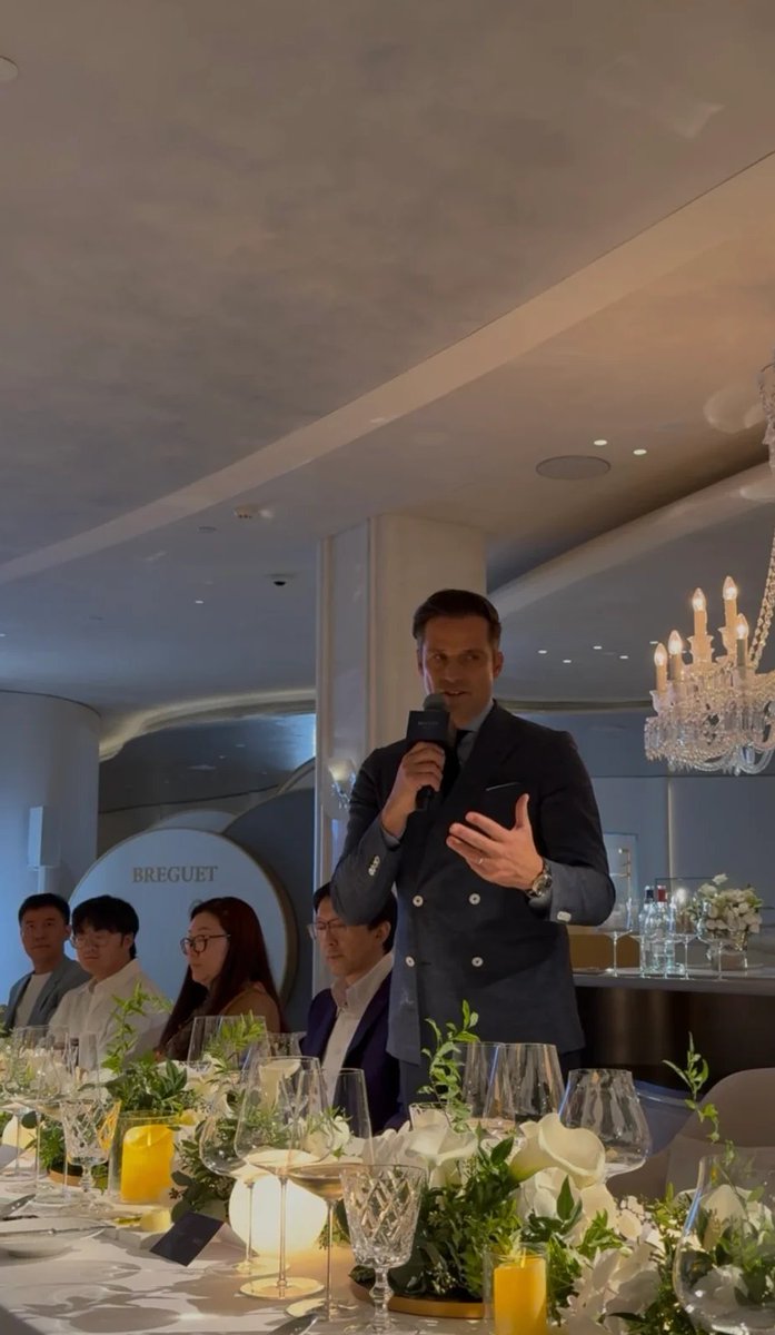 CharmingLLYY's tweet photo. It was a pleasure to attend this Breguet appreciation dinner. I learned a lot of new knowledge and made some new friends. https://t.co/iPPhtz9Pkj