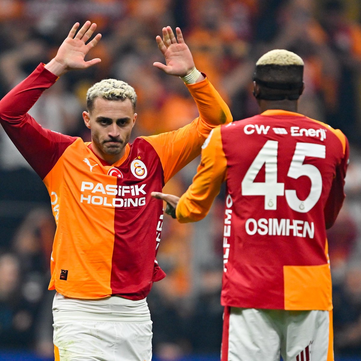 bosunatiklama's tweet photo. Osimhen, kendisine teklif edilen 9 numaralı formayı reddetti. (Sabah)

"Daha çok forma satışı yapacağınızı tahmin ediyorum ama 45 numara Galatasaray'da bana uğurlu geldi. Aynı formayla devam etmek istiyorum." https://t.co/KVF5O30siK