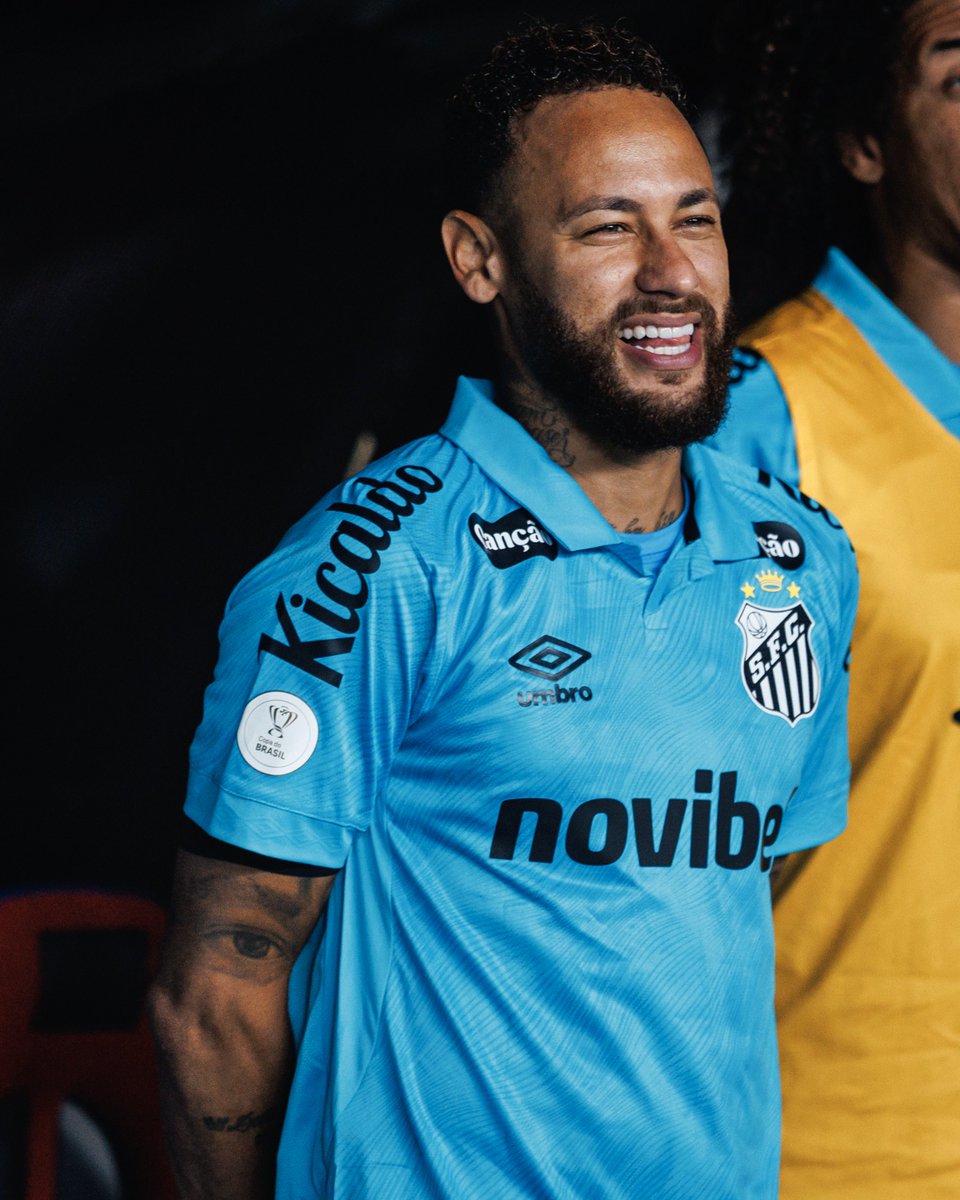 futebol_info's tweet photo. ⚠️ Neymar escapa, e Remo sofre 3 denúncias da Procuradoria do STJD por confusão em jogo contra o Santos:

Marllon (zagueiro): Art. 250, § 1º, I do CBJD - hostil ou falta grave;

Diego Ziegg (supervisor de futebol): Art. 258, § 2º, II do CBJD - conduta contrária à disciplina ou à ética desportiva;

Remo (clube): Art. 213, I do CBJD - incapacidade de prevenir e reprimir desordens.

🗞️ ESPN
📸 Raul Baretta/SFC