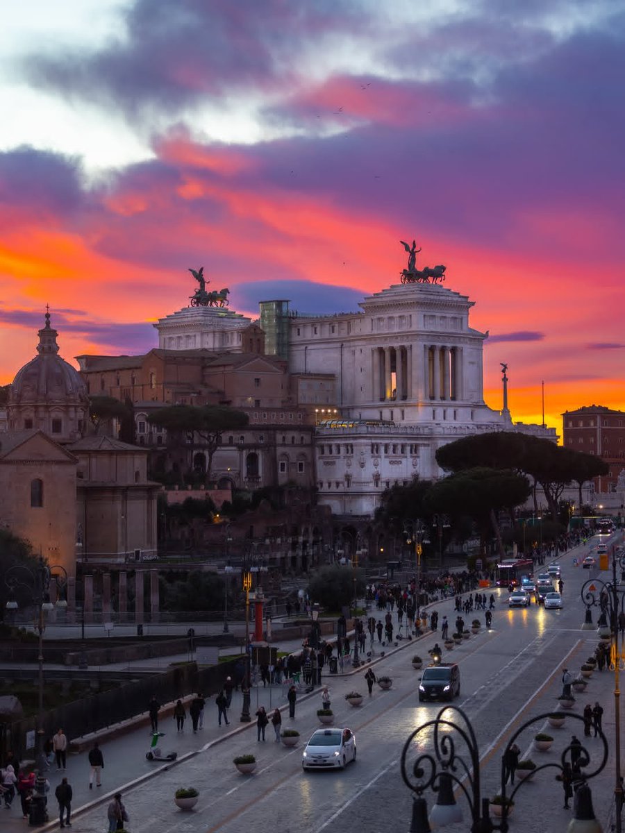 NatureRoot88's tweet photo. Rome Italy 🇮🇹 https://t.co/9tC1Tna4ID