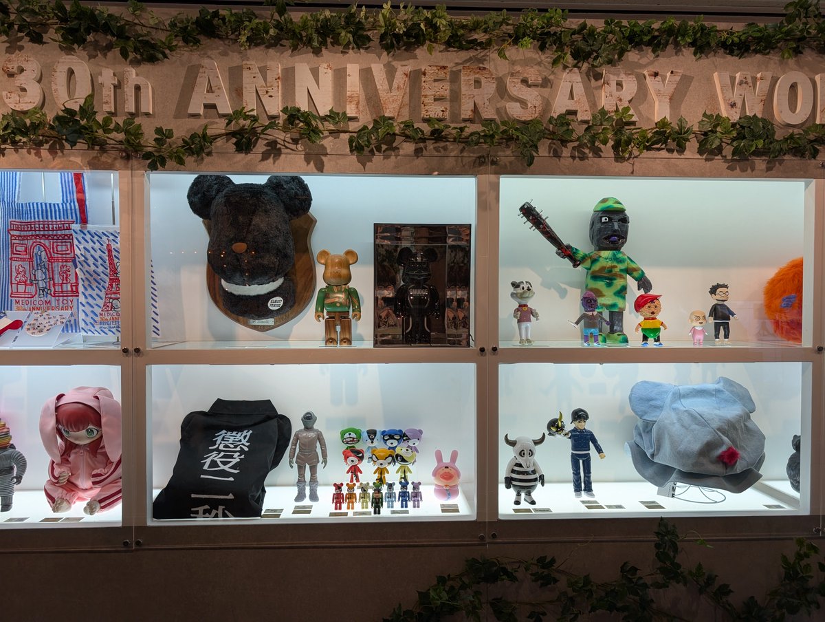 ogihara09's tweet photo. 「餃子サイダー。個展」 @ デザフェスギャラリー
タカハシマホ 「Remain」 @ AND COLLECTION 
「Summer Group Show 2026」 @ THE blank GALLERY
「MEDICOM TOY 30th ANNIVERSARY EXHIBITION」 @ 表参道ヒルズ スペース オー https://t.co/I8G1O7nILo