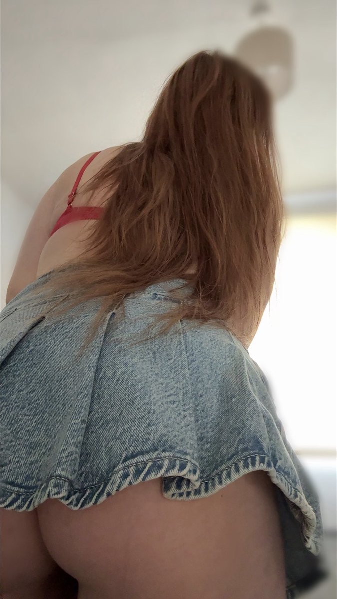 mcaaatt's tweet photo. You wanna see my panties 👀 click my link 🌶️ 
https://t.co/Vvgtiz0aGr

#nsfw #onlyfns #red #skirt #girl #link https://t.co/QS96iIOePv