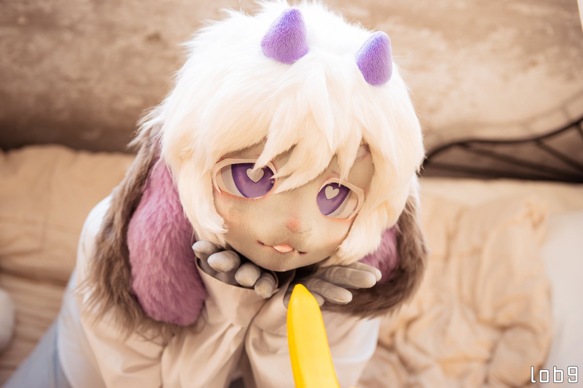 HypNovis's tweet photo. This is... strangely delicious...
#FursuitFriday #kigurumi #hypnosis https://t.co/I0fTRdhFW9