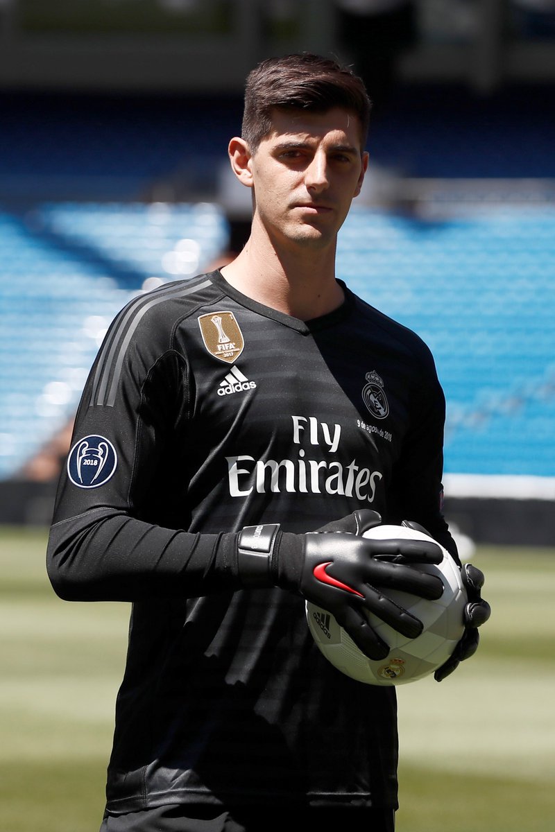 LaLiga's tweet photo. 🌟 Un portero para la historia.

🤍 Se cumplen 8 años de la presentación de @thibautcourtois.

#LALIGAEASPORTS https://t.co/6FFvfTiAe0