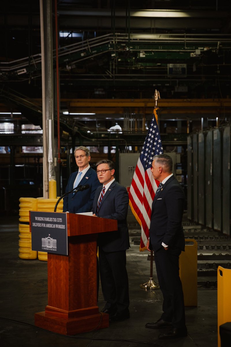 SpeakerJohnson's tweet photo. Thanks to the Working Families Tax Cuts, American manufacturing is thriving again! 

It was a pleasure to join @SecScottBessent and @RepCiscomani at the @PepsiCo facility in Casa Grande, AZ to see how Republicans’ pro-growth agenda is driving America’s industrial renaissance. https://t.co/mjOEgHd30D