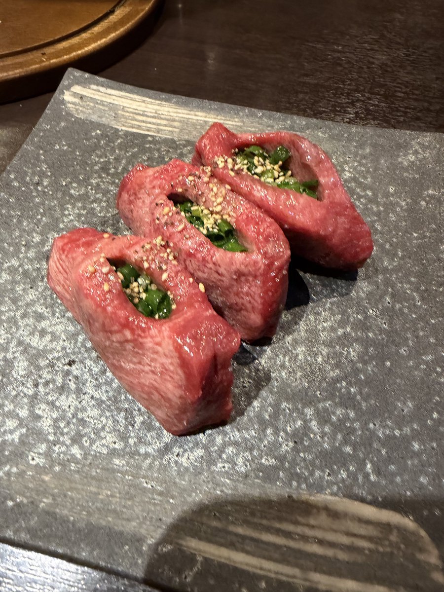 tontsu_yakiniku's tweet photo. お盆はとんつうへ https://t.co/YXh9VF19Nd