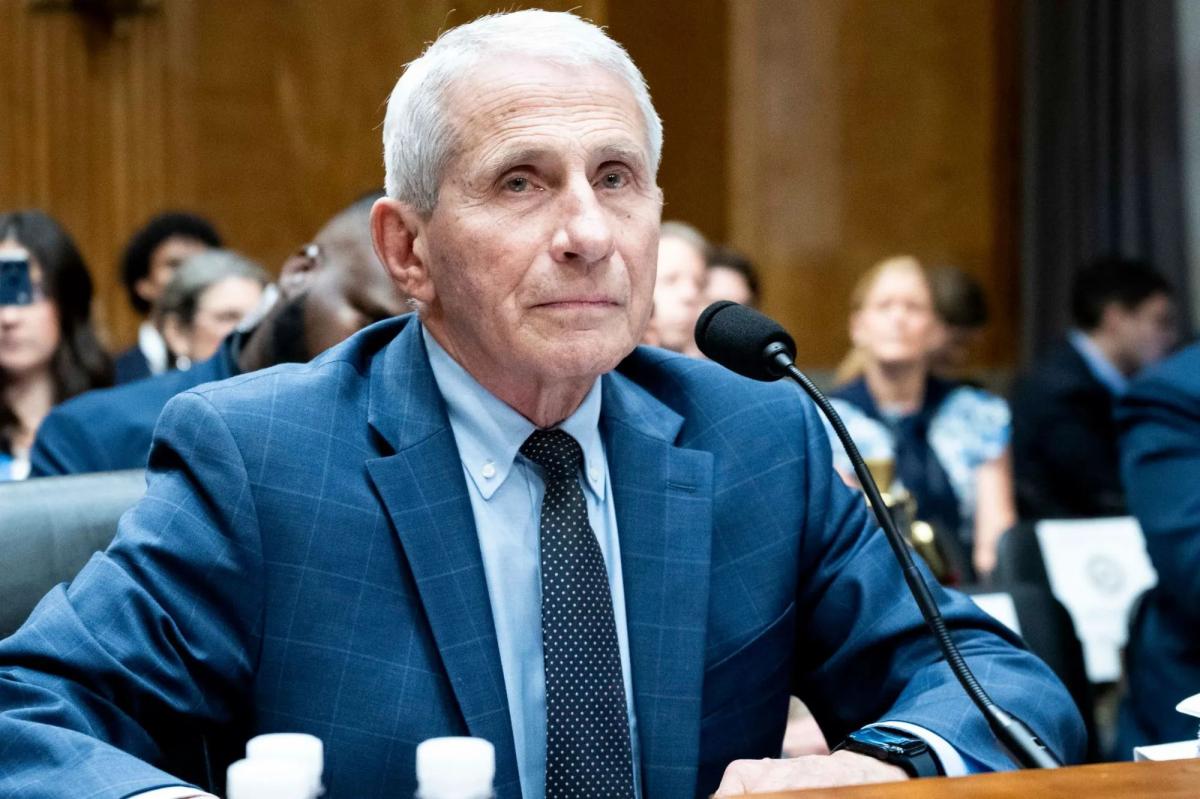 nypost's tweet photo. Senate panel votes to hold Dr. Anthony Fauci in contempt after he took the Fifth 111 times during COVID hearing https://t.co/7hyUUXFhy9 https://t.co/CctHiYAfIU