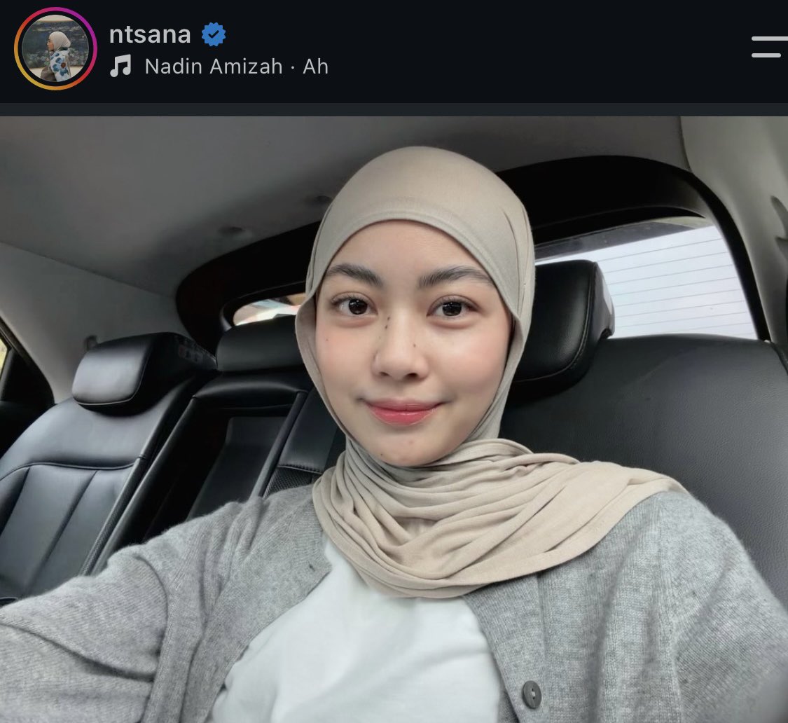 berburushopee's tweet photo. tsana pake skincare apaan ya wajahnya bisa healthy skin gini…😭😭 https://t.co/SygMmky9hG