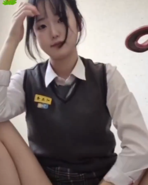 xxHana52's tweet photo. https://t.co/znxglPg4s9
https://t.co/r8s1kQ5O3D https://t.co/4Tw2JqCBhN