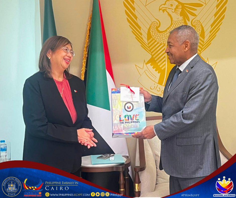 PHinEgypt's tweet photo. AMB. AVIQUIVIL MEETS WITH SUDANESE AMB. 
EMAD EL-DIN MOSTAFA

Full story: https://t.co/nNGjnW9sXM

#PHinEgypt https://t.co/CQf09CwRZ8