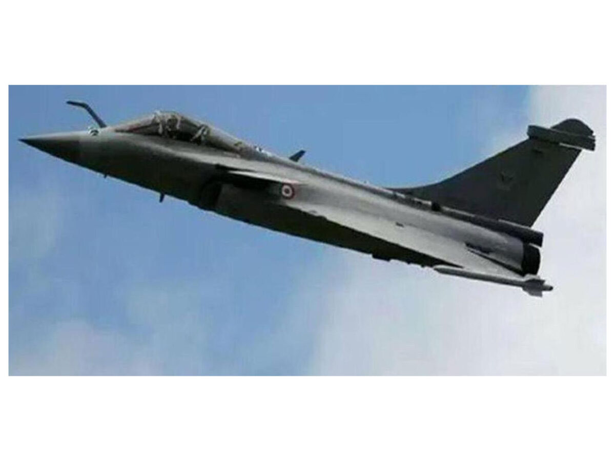 ajitkdubey's tweet photo. The biggest defence deal is moving ahead at a good pace 
Read @ani story 
https://t.co/qHYviw5gOP https://t.co/nVbmi7gV9h