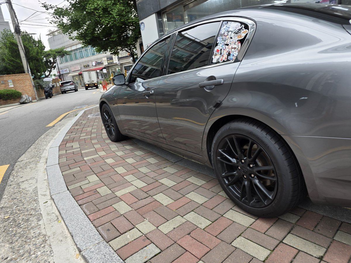 Nyolen_'s tweet photo. G37

350에 진짜 묻따로 던집니다

마지막 가격...

연락주시면 자세한 내용 알려드립니다.

주차자리 비우고 싶어요 🫪 https://t.co/uARjx0kKCH