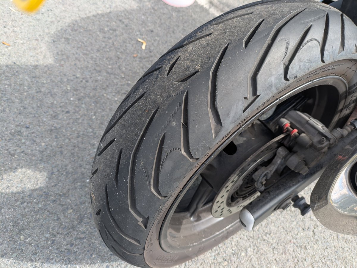 ApexMCT's tweet photo. After our latest fleet swap around our trusty 2016 SV650 is going up for sale, 26k miles, serviced and MOT in April, nearly new tyres. Obviously a few marks but crash bungs and heated grips fitted. Please message on here or via the contact details for the extra info, £1750 https://t.co/Eid5Xx4zJZ