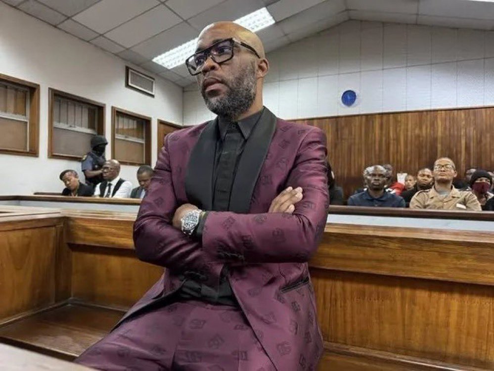 AfricaisBlack's tweet photo. Vusimuzi "Cat" Matlala

 Tender value: R50M paid out (R228M contract)
 Court ruling: Rejected an 8-year plea deal for being "too lenient " proposed 12 years effective jail time.

Michael Lomas

Tender value: R745M (Kusile power station scheme)
Court ruling: 15-year fully suspended sentence — 0 days behind bars.

Different rules for different people. ⚖️🇿🇦