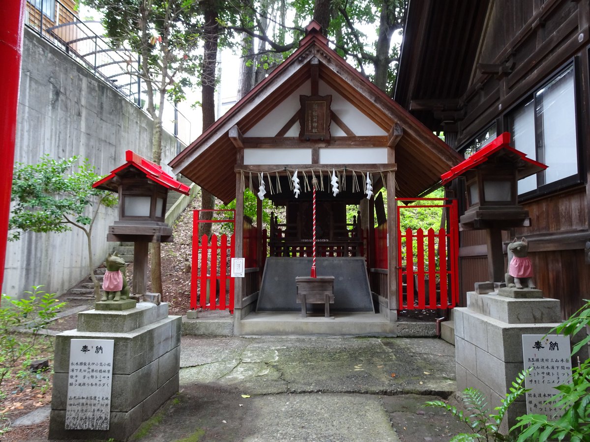 tak11961's tweet photo. 2026.07.06
#寄居諏訪神社
#新潟県 #新潟市中央区旭町通
町の中の鎮守の森として自然あふれる環境のなかに鎮座。
商売繁盛のご利益がある福一稲荷大明神も境内にあります。 https://t.co/4IW0TYCgJt